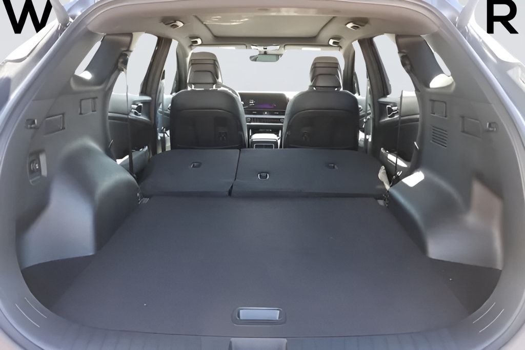 Used 2025 Kia Sportage X-Line AWD/4WD image 10