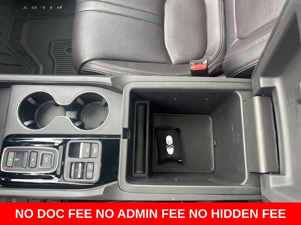 Used 2025 Honda Pilot Black Edition image 25