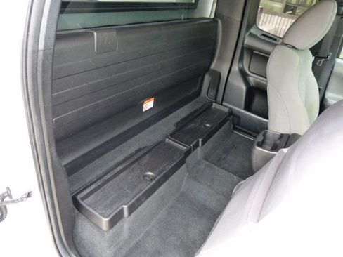 Used 2022 Toyota Tacoma SR RWD image 25