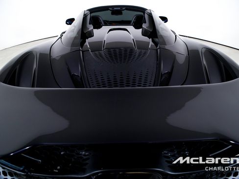 Used 2024 McLaren 750S Spider RWD image 22