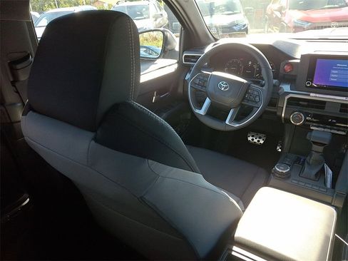 New 2025 Toyota Tacoma TRD Sport image 9