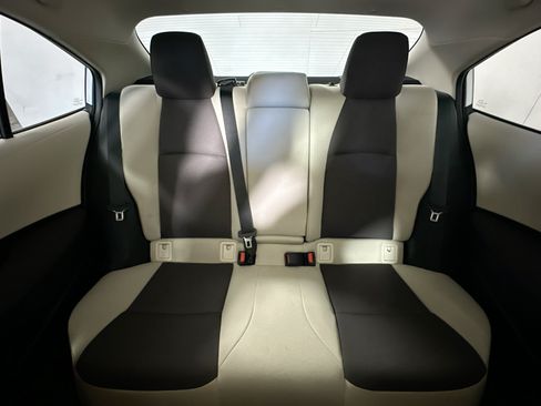 Used 2025 Toyota Corolla LE FWD image 29