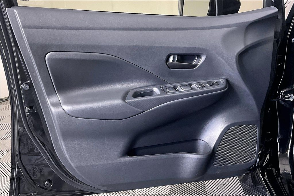 Used 2025 Nissan Versa S w/ Trunk Package FWD image 19