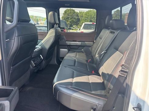 Used 2022 Ford F150 Lariat w/ Equipment Group 502A High AWD/4WD image 17