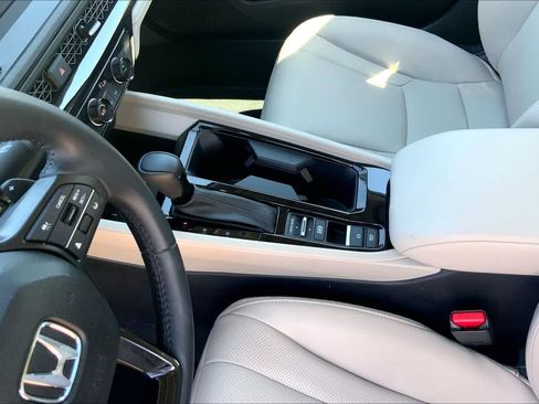 Used 2026 Honda Accord EX-L image 17