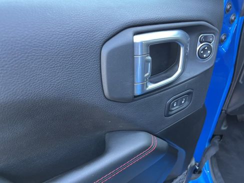 Used 2025 Jeep Wrangler Unlimited Rubicon image 30