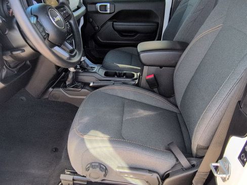 Used 2024 Jeep Wrangler Sport image 15