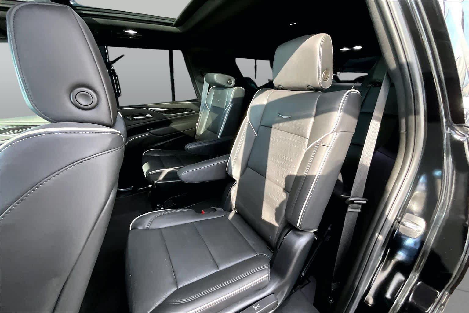 Used 2023 Cadillac Escalade Sport w/ Touring Package AWD/4WD image 20
