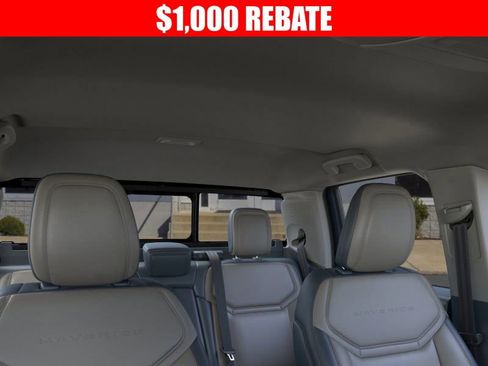 New 2025 Ford Maverick Lariat image 12