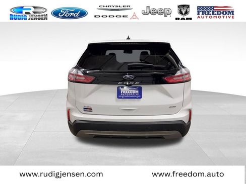 Used 2024 Ford Edge SEL image 4