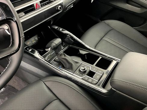 New 2026 Kia Sorento S AWD/4WD image 12