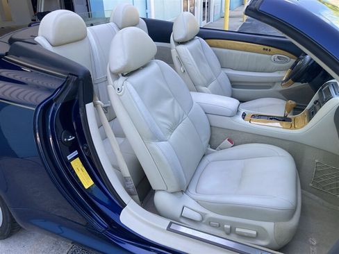 Used 2003 Lexus SC 430 Convertible RWD image 16