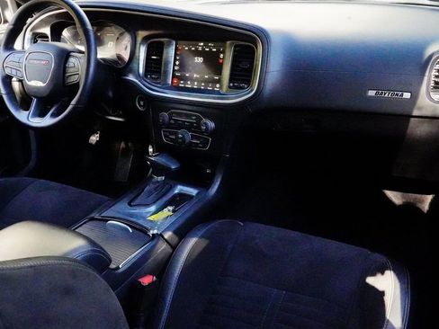 Used 2022 Dodge Charger Scat Pack w/ Daytona Edition Group image 11