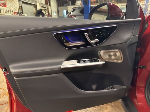 Certified 2024 Mercedes-Benz GLC 300 4MATIC image 11