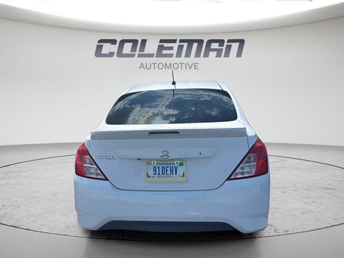 Used 2018 Nissan Versa S Plus FWD image 5