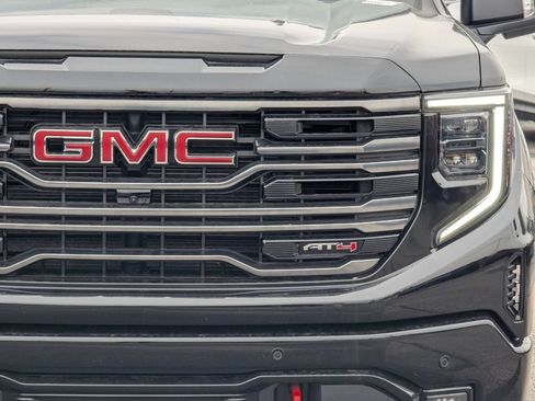 New 2026 GMC Sierra 1500 AT4 w/ AT4 Premium Package AWD/4WD image 12
