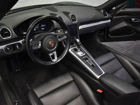 Used 2017 Porsche 718 Boxster S image 14