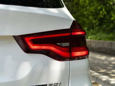 Used 2019 BMW X3 sDrive30i w/ Executive Package RWD image 13