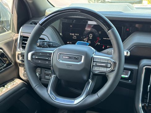 New 2026 GMC Yukon XL Denali w/ Denali Reserve Package AWD/4WD image 30