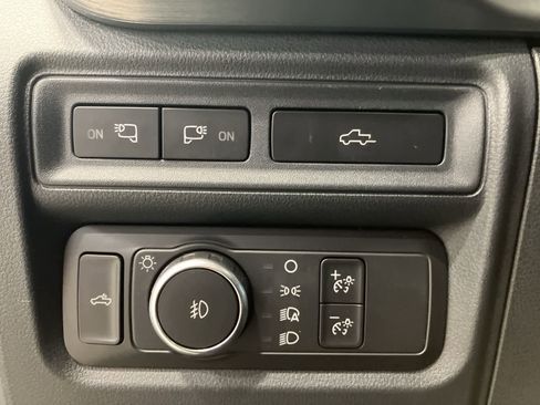 Used 2021 Ford F150 Lariat w/ Equipment Group 502A High AWD/4WD image 19