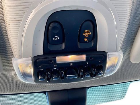 Used 2022 MINI Cooper 2-Door Hardtop image 30