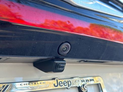 New 2026 Chrysler Pacifica Select image 31