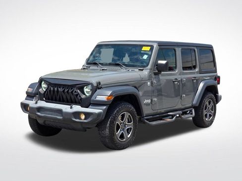 Used 2018 Jeep Wrangler Unlimited Sport S AWD/4WD image 2