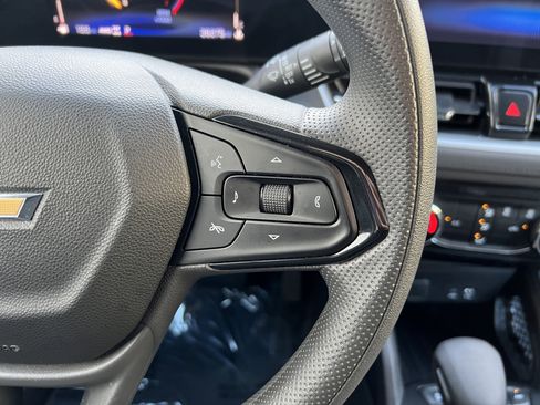 Used 2025 Chevrolet TrailBlazer LT image 26