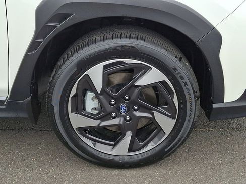 Certified 2025 Subaru Crosstrek 2.5i Limited w/ Crosstrek Mirror Package AWD/4WD image 8