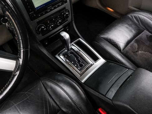 Used 2006 Chrysler 300 SRT8 w/ SRT Option Group II RWD image 20