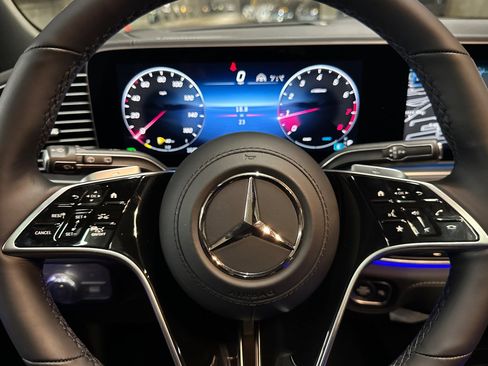 New 2026 Mercedes-Benz Maybach GLS 600 4MATIC image 14