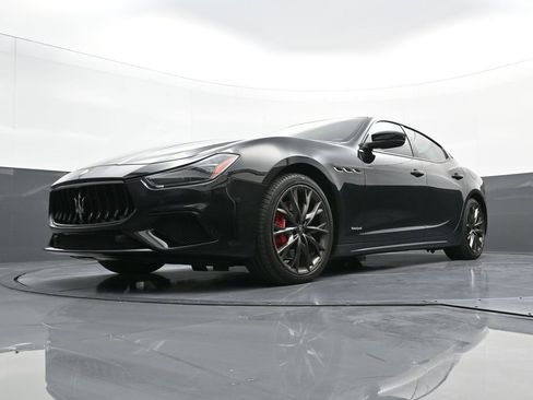 Used 2019 Maserati Ghibli S GranSport Q4 image 23