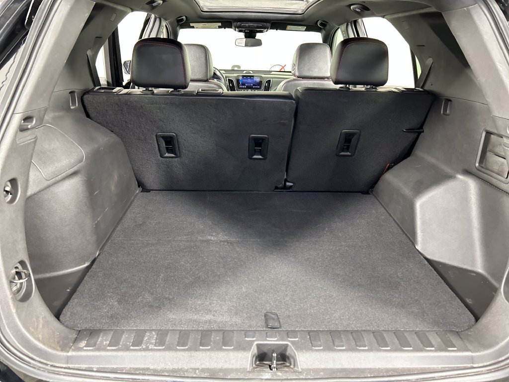 Used 2023 Chevrolet Equinox RS w/ RS Leather Package AWD/4WD image 21