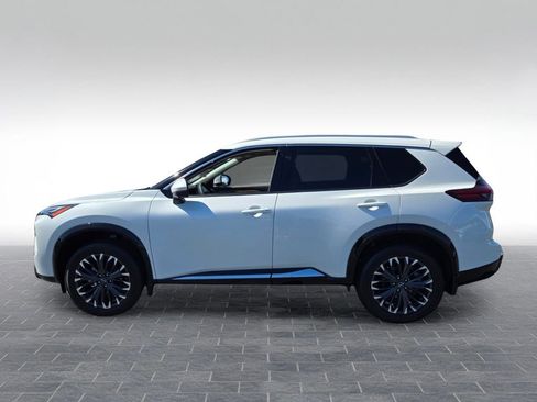 New 2026 Nissan Rogue Platinum AWD/4WD image 3