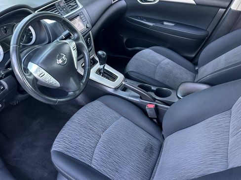 Used 2015 Nissan Sentra SV FWD image 10