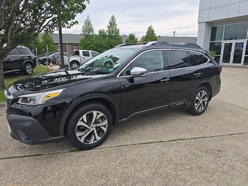 Used 2020 Subaru Outback Touring w/ Popular Package #2 AWD/4WD image 10