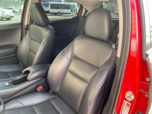 Used 2017 Honda HR-V EX-L image 6