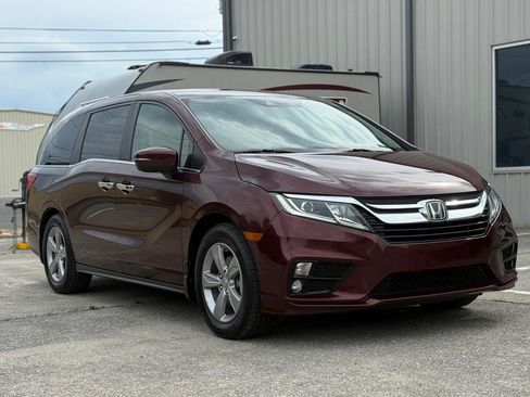 Used 2018 Honda Odyssey EX-L image 3