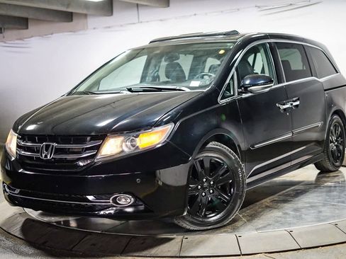 Used 2014 Honda Odyssey Touring image 1