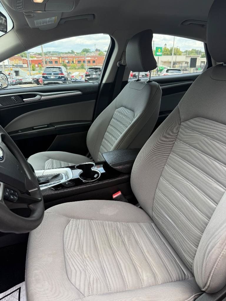 Used 2016 Ford Fusion S FWD image 16