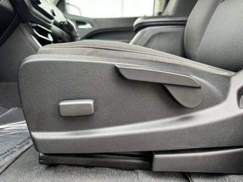 Used 2019 Chevrolet Colorado LT w/ Colorado RST Special Edition image 12