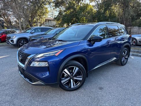 Used 2023 Nissan Rogue SL AWD/4WD image 2