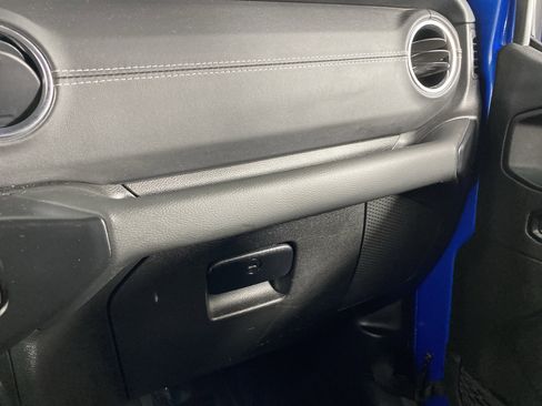 Used 2023 Jeep Wrangler Sahara w/ Cold Weather Group image 32