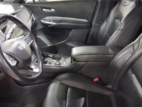 Used 2022 Cadillac XT4 Premium Luxury w/ Safety Alert Package image 9