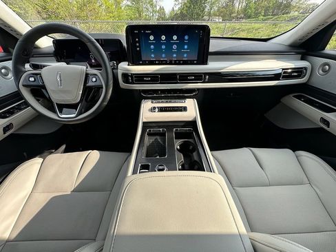 New 2026 Lincoln Aviator Reserve AWD/4WD image 21
