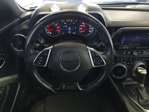 Used 2022 Chevrolet Camaro LT w/ Technology Package image 19