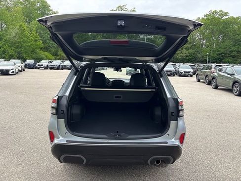 Used 2025 Subaru Forester Limited AWD/4WD image 13