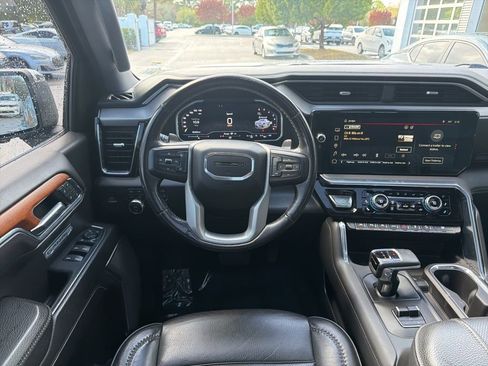 Used 2023 GMC Sierra 1500 Denali w/ Denali Reserve Package image 12