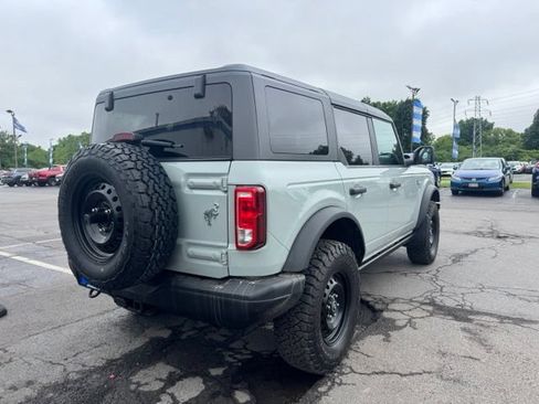 Used 2022 Ford Bronco Black Diamond AWD/4WD image 2
