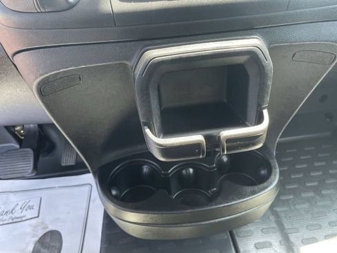 Used 2025 RAM ProMaster 2500 w/ Convenience Group FWD image 15
